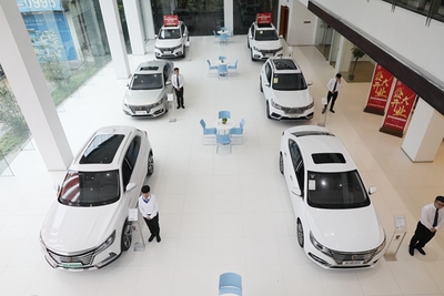 蘇州華成榮威新能源汽車4S店正式營(yíng)業(yè)