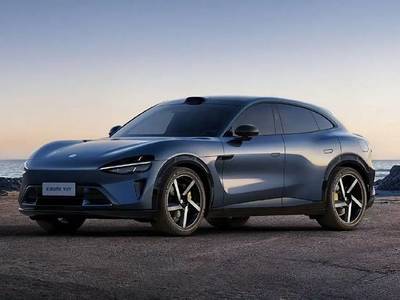 特斯拉Model Y新老款都可定,不著急的要不要等小米YU7?