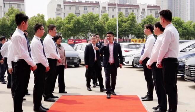 合肥新迪喜迎比亞迪汽車銷售總經理趙長江先生一行蒞臨指導!
